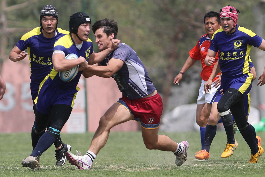 关于冷门频出!橄榄球战况跌宕起伏的信息 关于冷门频出!橄榄球战况跌宕起伏的信息