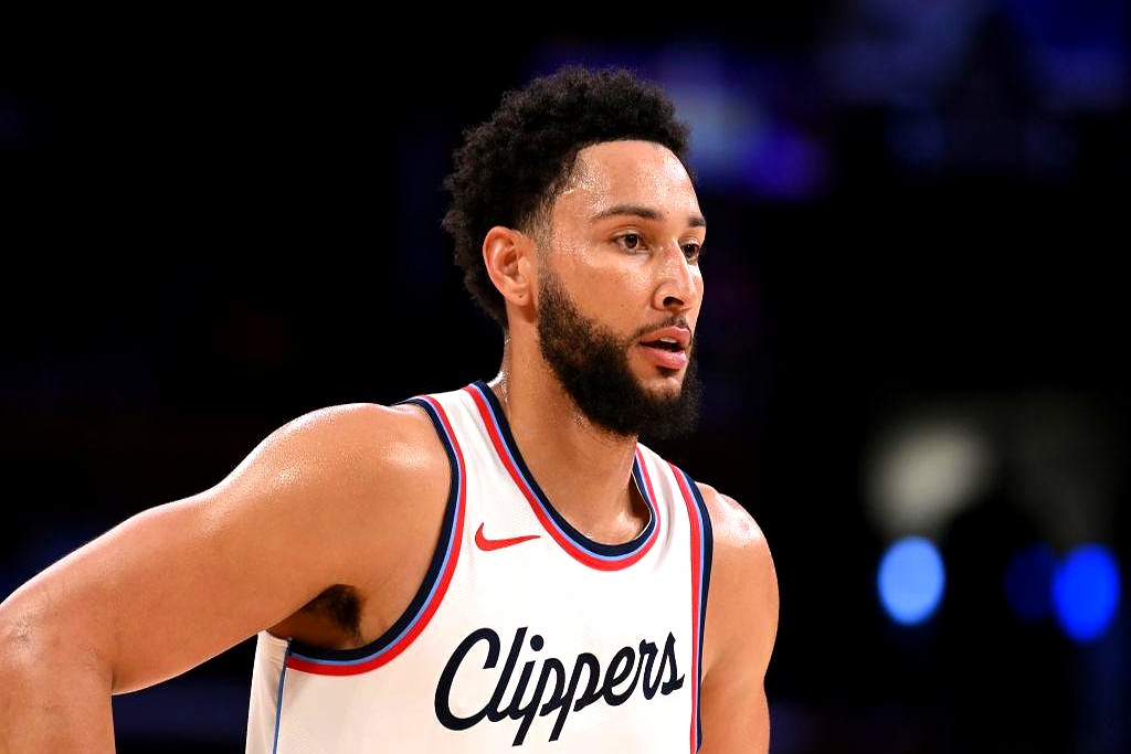 辽宁队险胜快船,东契奇关键制胜 辽宁队险胜快船,东契奇关键制胜