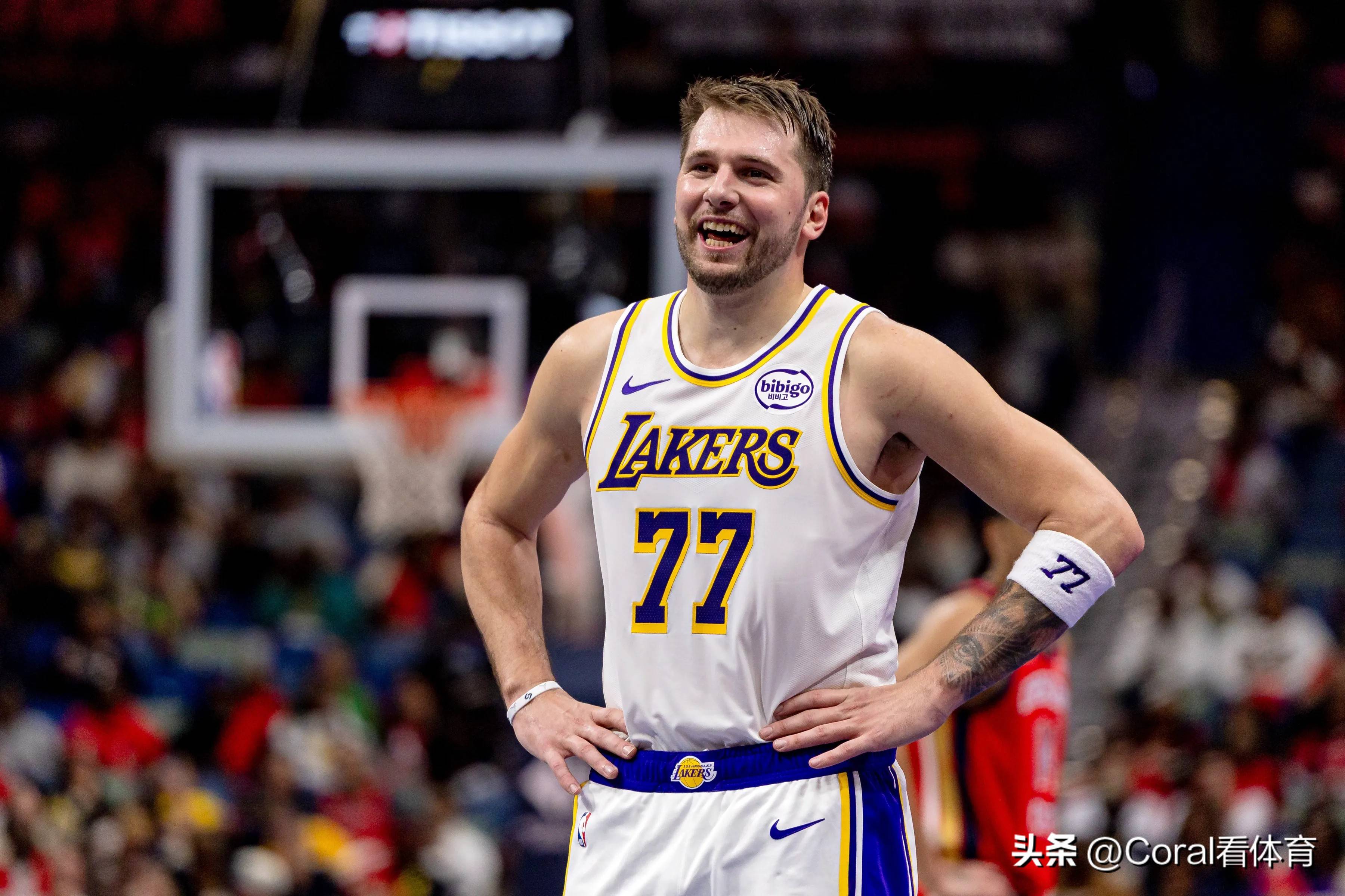 辽宁队险胜快船,东契奇关键制胜 辽宁队险胜快船,东契奇关键制胜