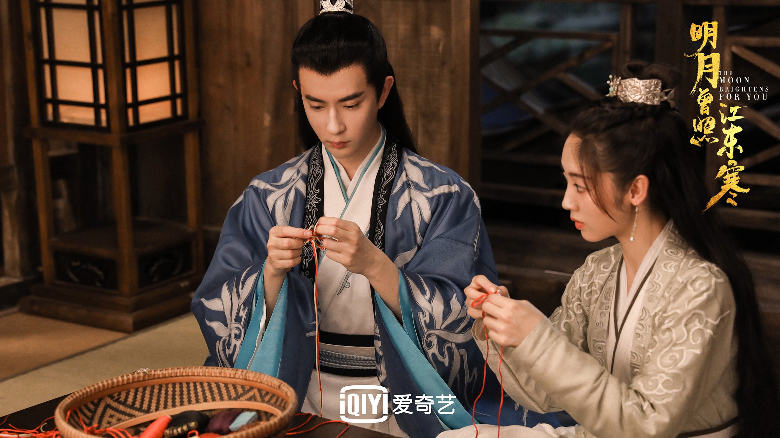 两场胜利,一个词,接管